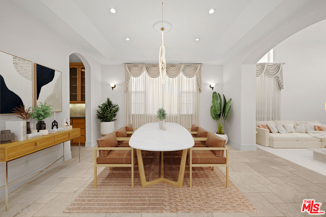 1756 Ruhland Avenue Manhattan Beach, CA 90266 - Photo 4 of 25 a view of a dining room with furniture