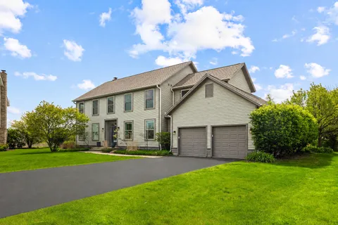 $749,000 | 1443 Sunflower Court, Grayslake, IL 60030