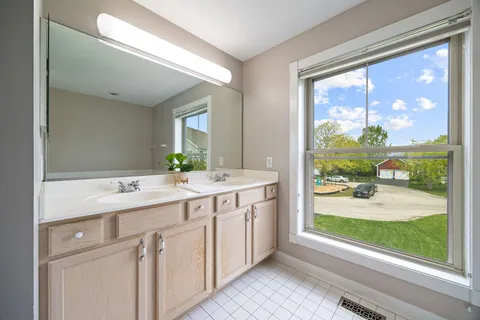 $749,000 | 1443 Sunflower Court, Grayslake, IL 60030