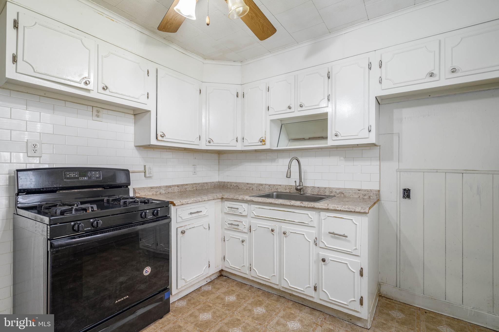6145 Haverford Avenue Philadelphia, PA 19151 - Photo 11 of 26 Gallery Image 11