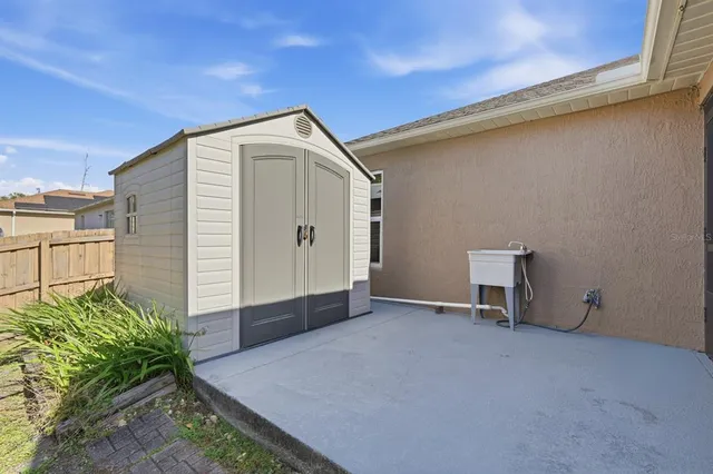 $340,000 | 2450 Walkertown Avenue, Deltona, FL 32725