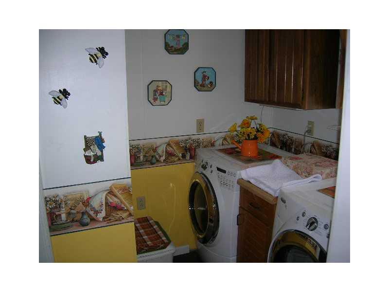 191 Penn Manor Road Irwin, PA 15642 - Photo 14 of 17 Other. First Floor Laundry w/He Washer and Dryer