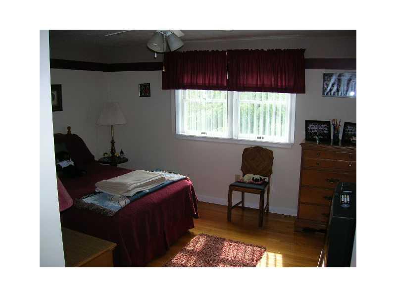 191 Penn Manor Road Irwin, PA 15642 - Photo 7 of 17 Bedroom.
