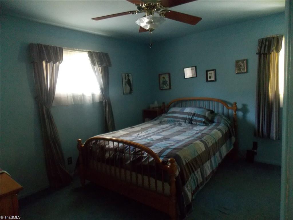 4310 Halifax Road Greensboro, NC 27407 - Photo 6 of 11