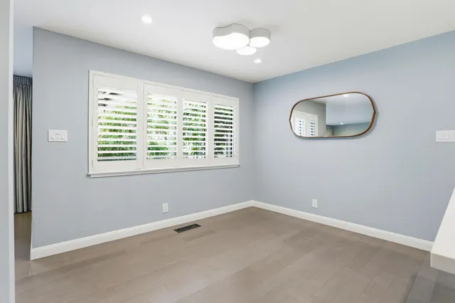 $11,000 | 2010 Santa Cruz Avenue, Menlo Park, CA 94025