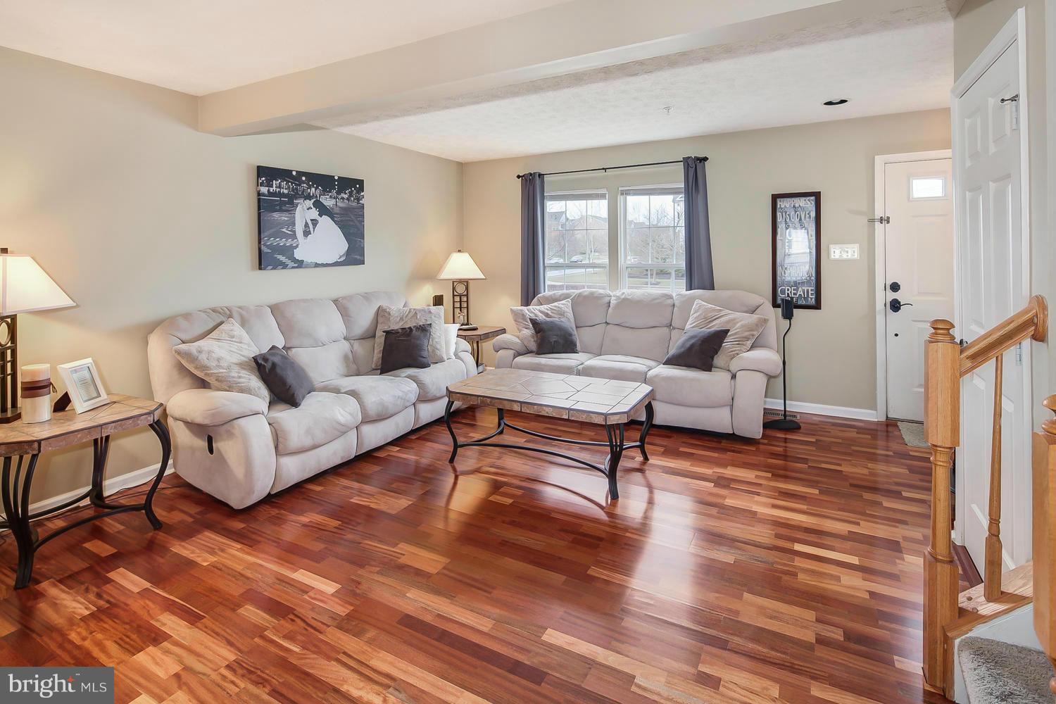 9801 Finsbury Road Baltimore, MD 21237 - Photo 3 of 30 Living Room