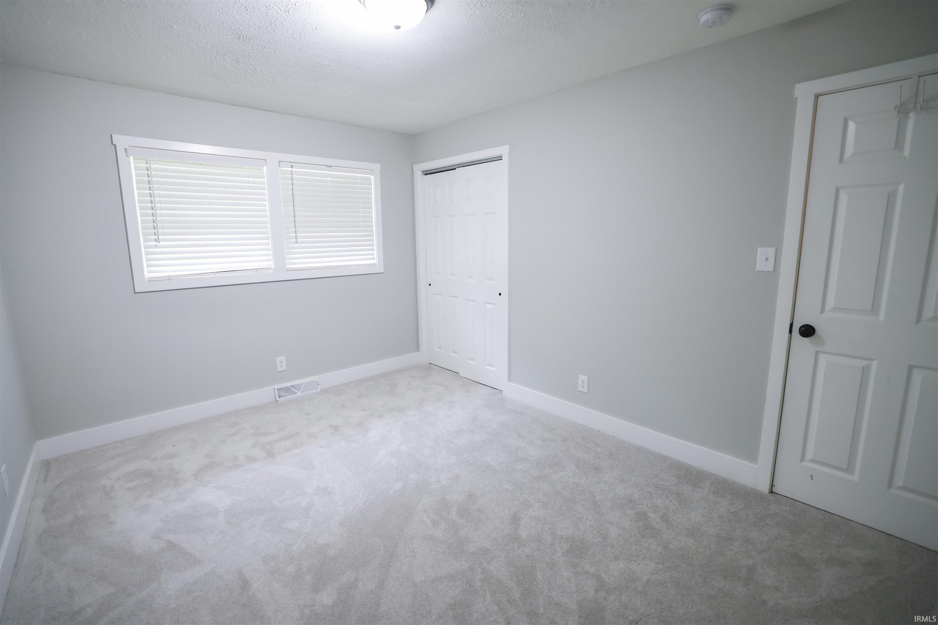 6529 North Viking Ridge Road Bloomington, IN 47408 - Photo 11 of 32 Gallery Image 11