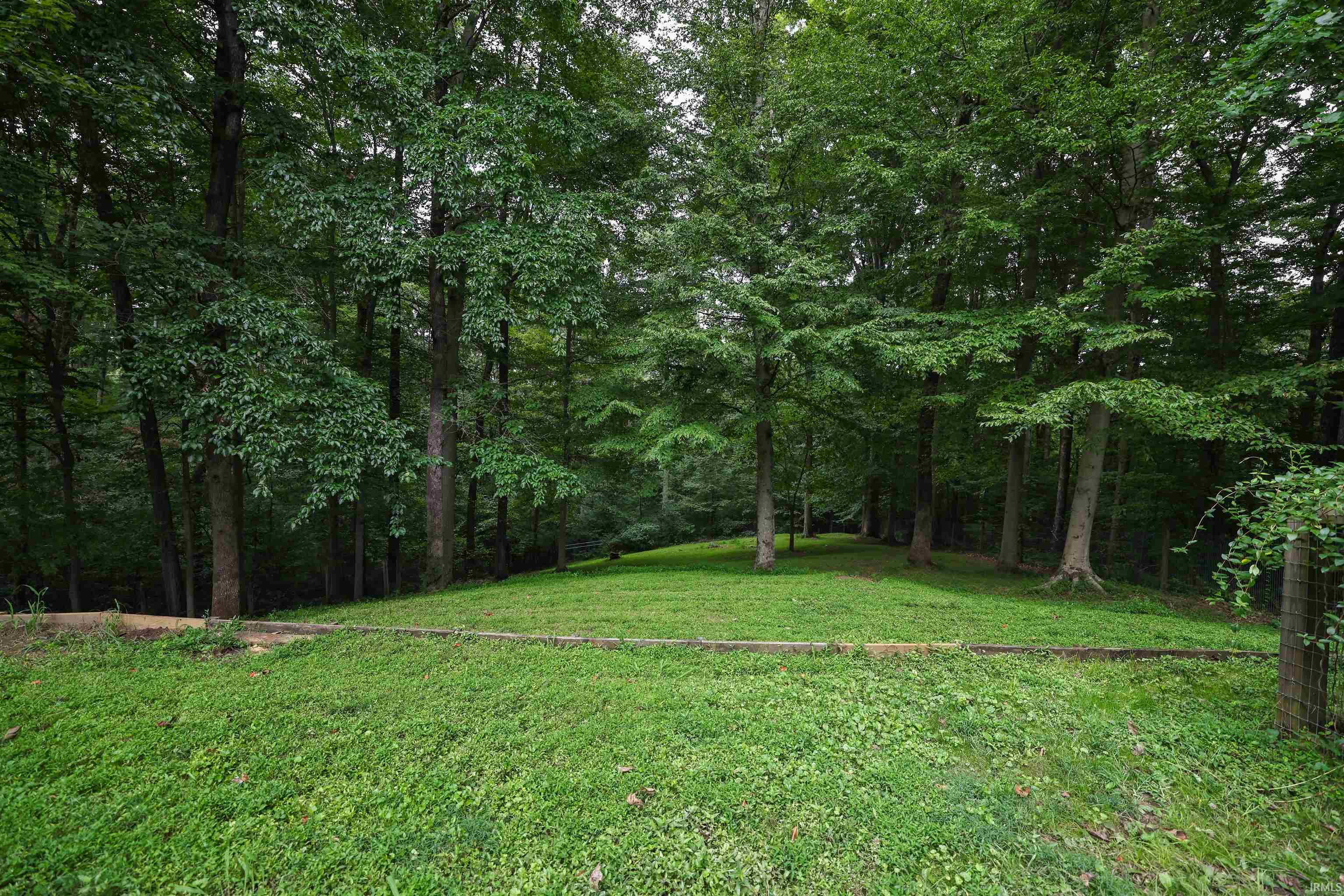6529 North Viking Ridge Road Bloomington, IN 47408 - Photo 25 of 32 Gallery Image 25