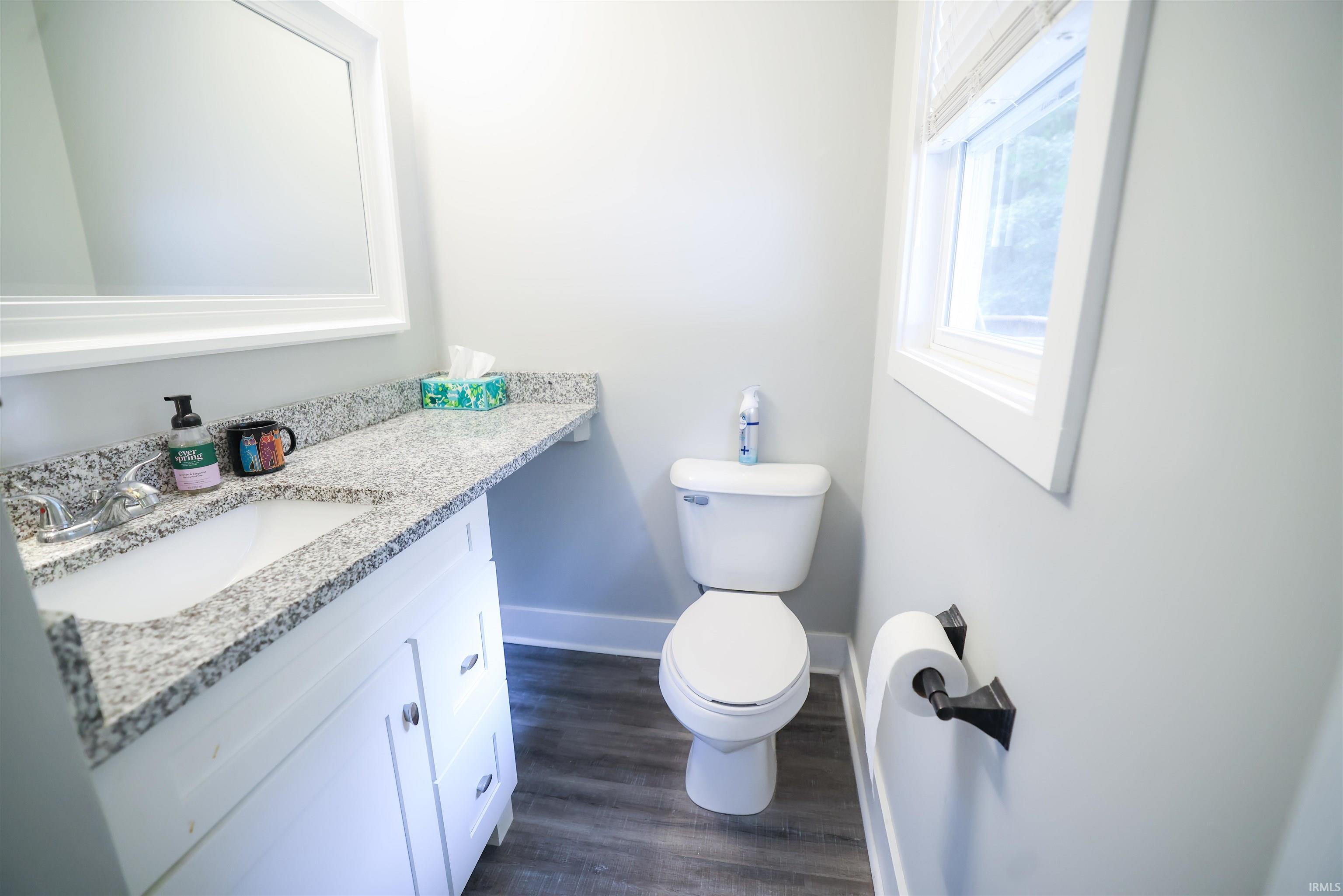 6529 North Viking Ridge Road Bloomington, IN 47408 - Photo 10 of 32 Gallery Image 10