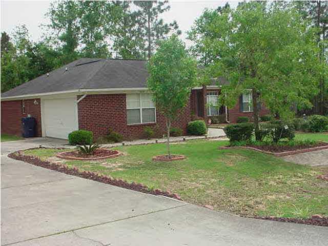 5808 Pebble Ridge Drive Milton, FL 32583 - Photo 3 of 17 Gallery Image 3