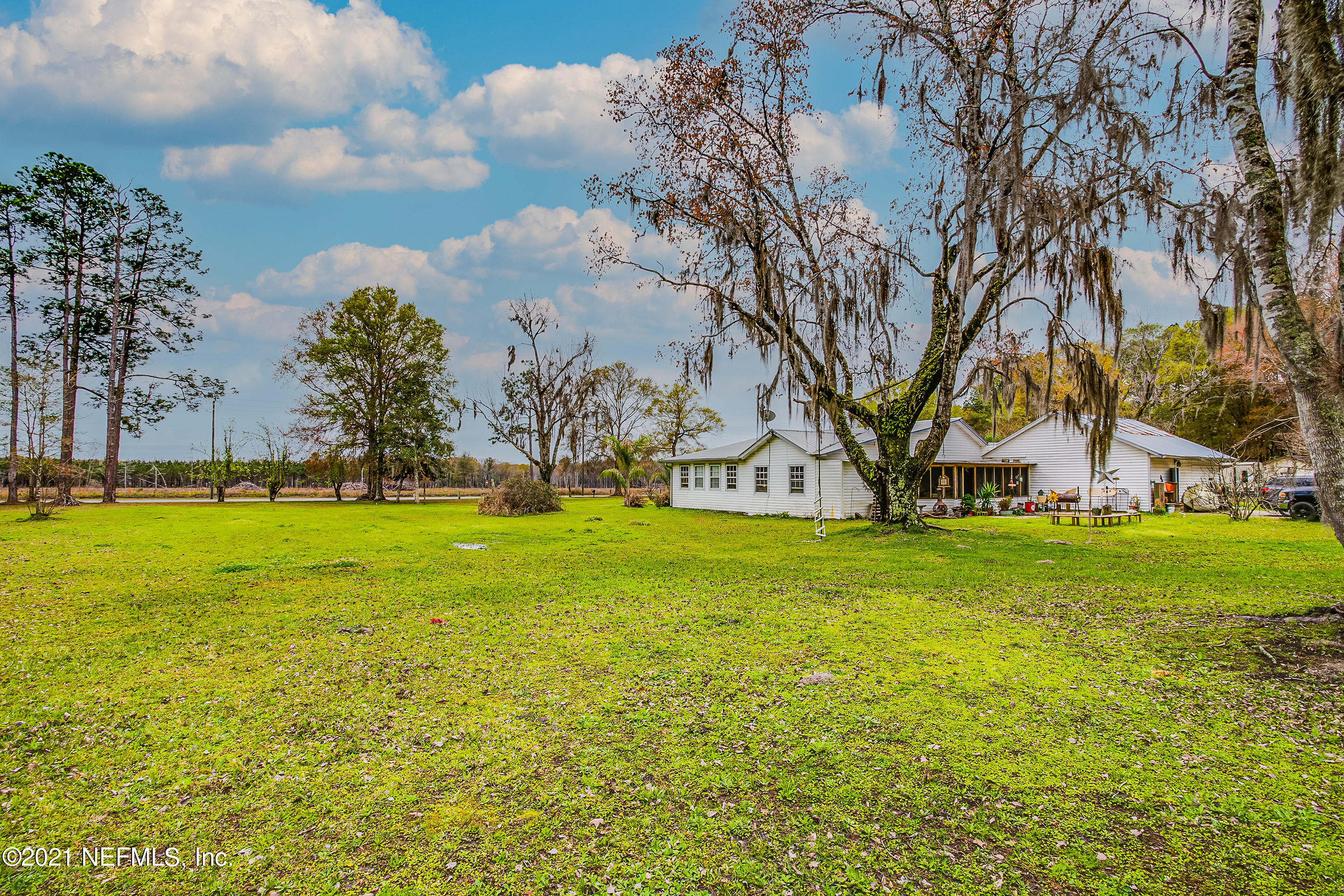 56117 Griffin Road Callahan, FL 32011 - Photo 28 of 30 a garden view