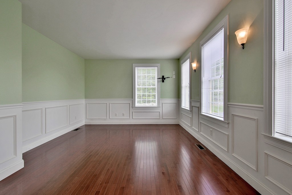 110 Old Farm Road Lunenburg, MA 01462 - Photo 14 of 30