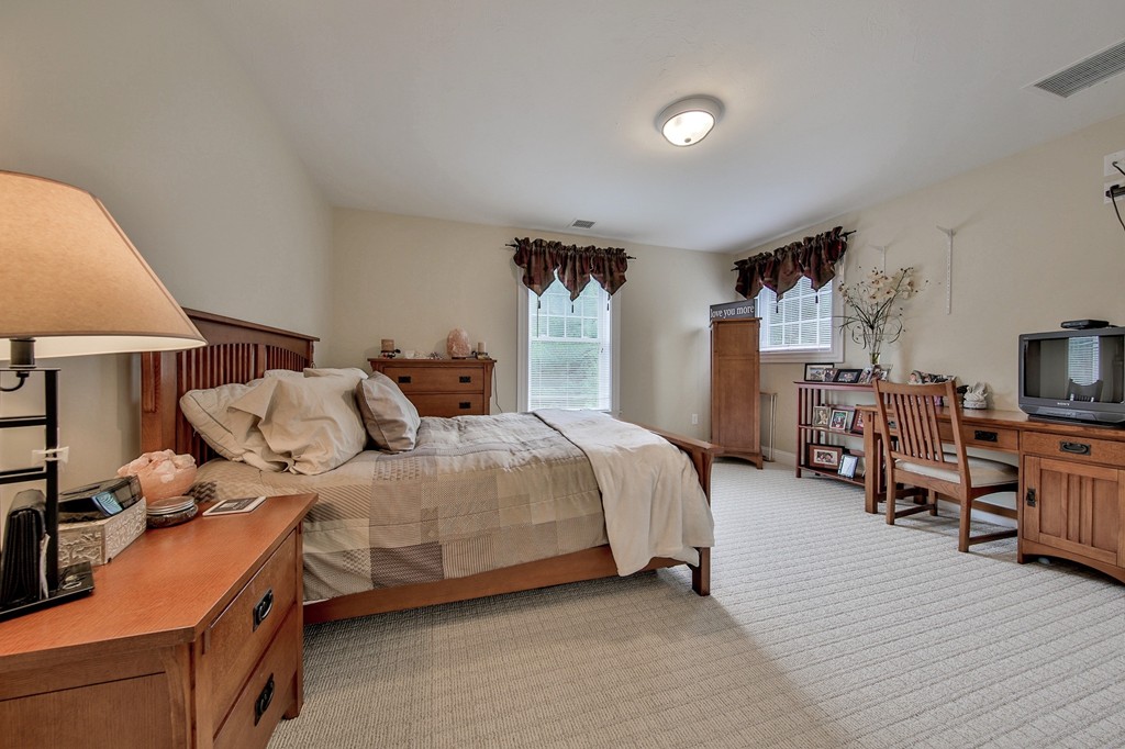 110 Old Farm Road Lunenburg, MA 01462 - Photo 21 of 30
