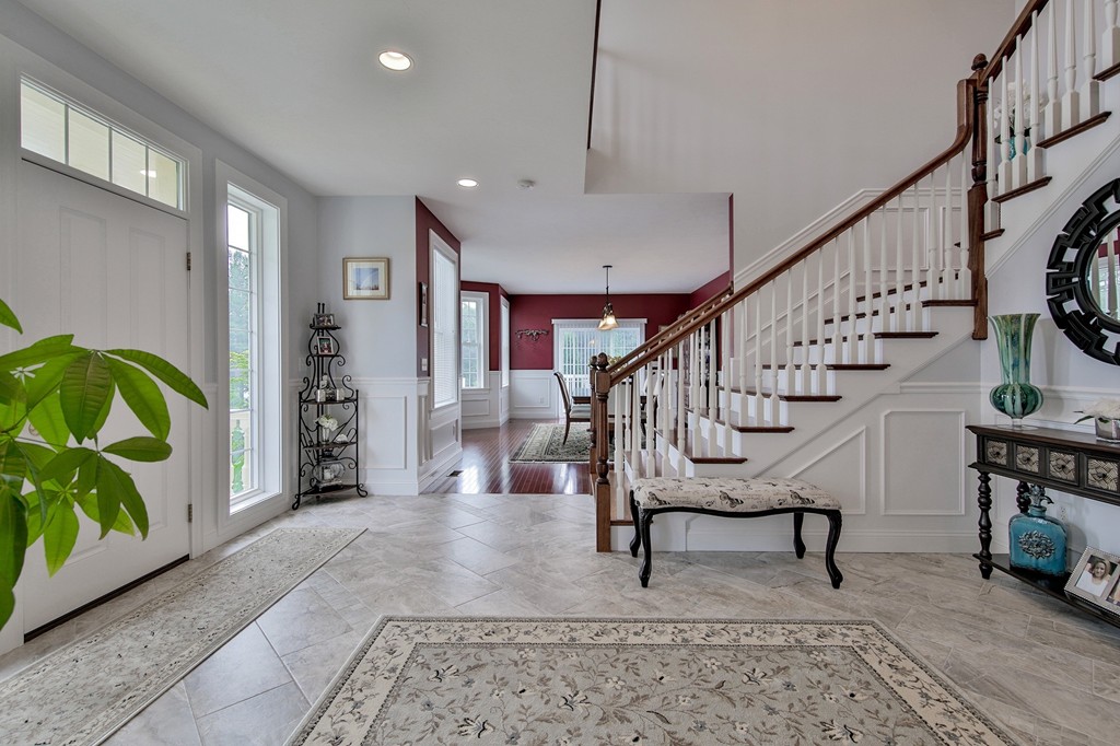 110 Old Farm Road Lunenburg, MA 01462 - Photo 5 of 30