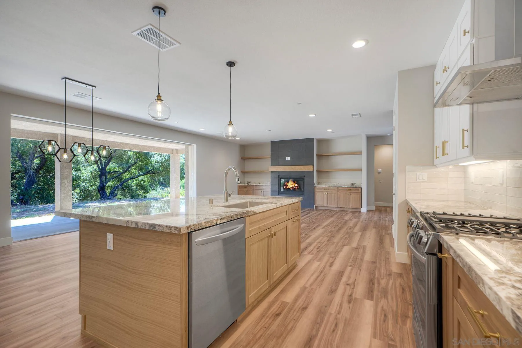 12252 Via Ruscello Lakeside, CA 92040 - Photo 13 of 30