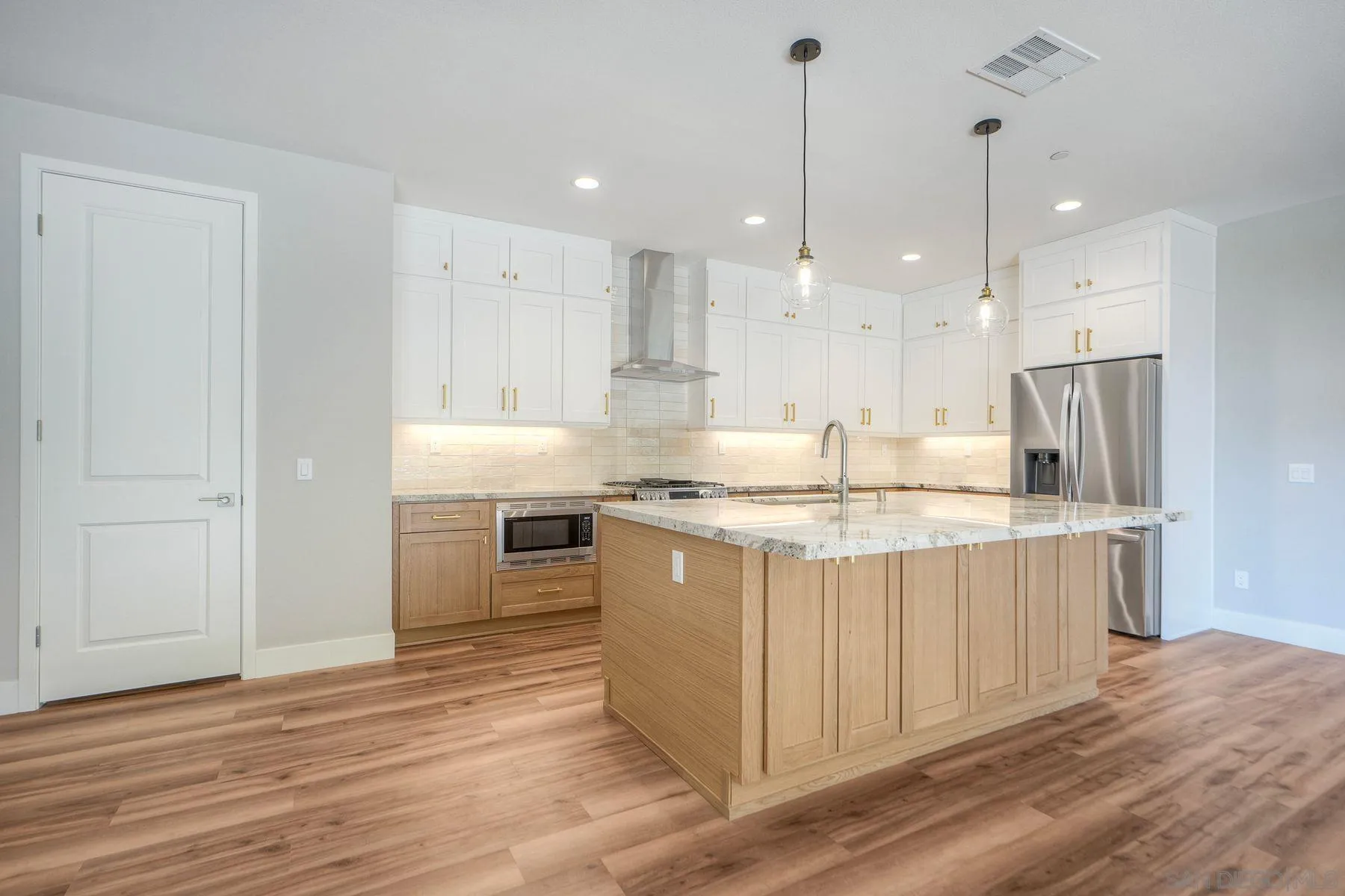 12252 Via Ruscello Lakeside, CA 92040 - Photo 17 of 30