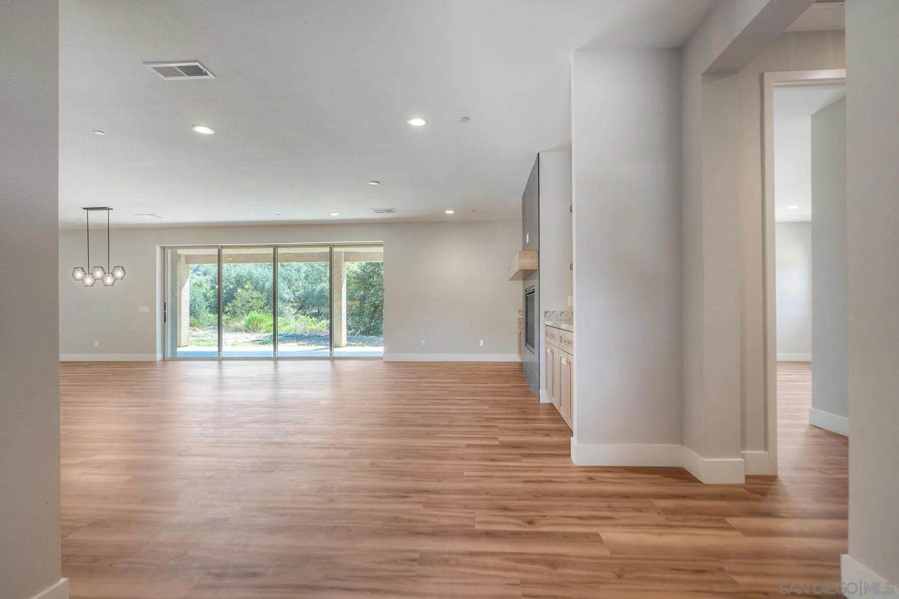 12252 Via Ruscello Lakeside, CA 92040 - Photo 4 of 30