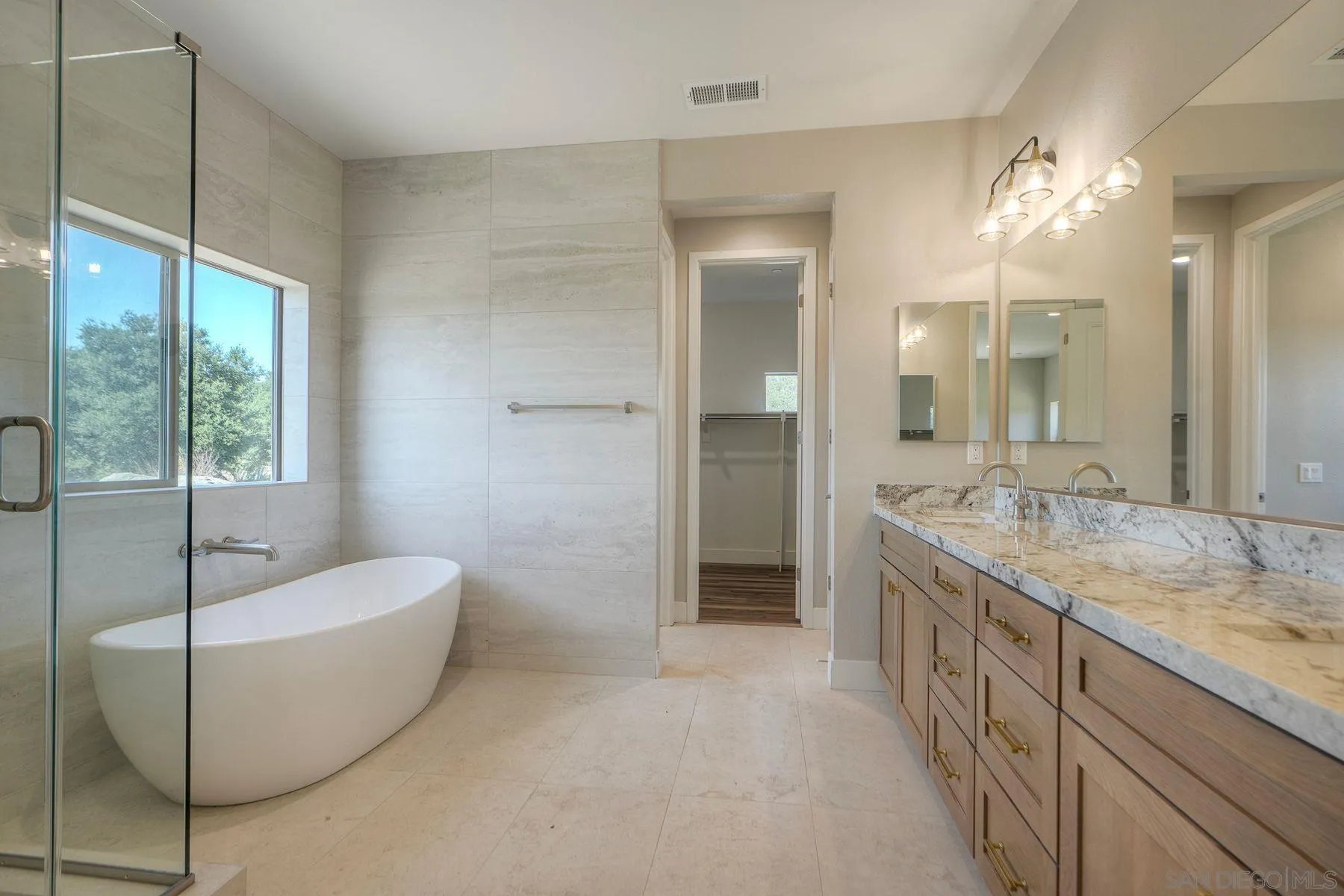 12252 Via Ruscello Lakeside, CA 92040 - Photo 7 of 30