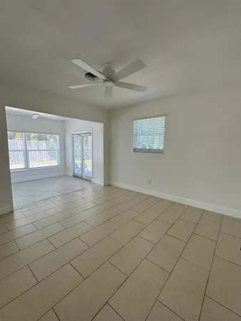 $3,000 | 110 North Las Olas Drive, Jensen Beach, FL 34957