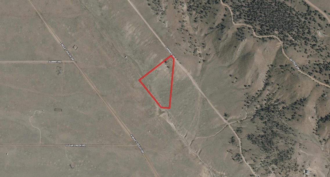 1408 Larimer Drive Hartsel, CO 80449 - Photo 6 of 11 a bathroom with a shower and a shower