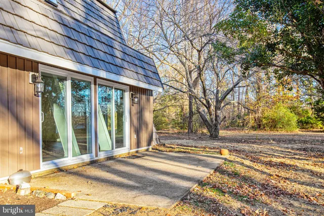 a view of a house with a garden