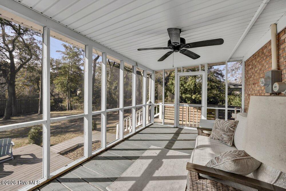 132 Egret Point Road Wilmington, NC 28409 - Photo 16 of 43 Screened Porch