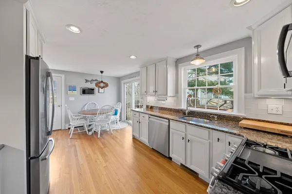 $749,900 | 4 Fresh Brook Waye, Marshfield, MA 02050