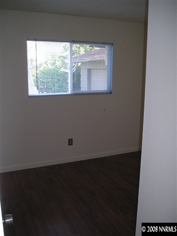 160 Wellington Way Reno, NV 89506 - Photo 7 of 9 Photo 7