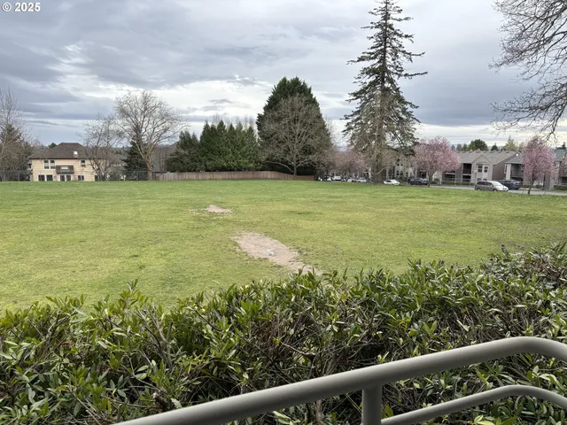 $243,000 | 15072 Northwest Central Drive, Unit 406, Portland, OR 97229