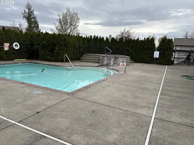 $243,000 | 15072 Northwest Central Drive, Unit 406, Portland, OR 97229