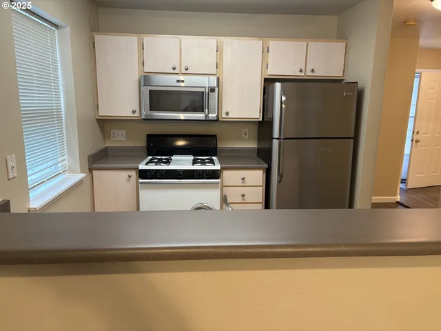 $243,000 | 15072 Northwest Central Drive, Unit 406, Portland, OR 97229