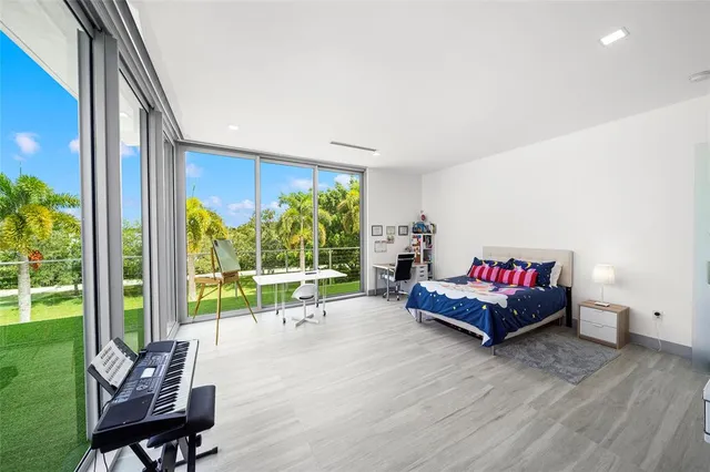 a view of an outdoor space