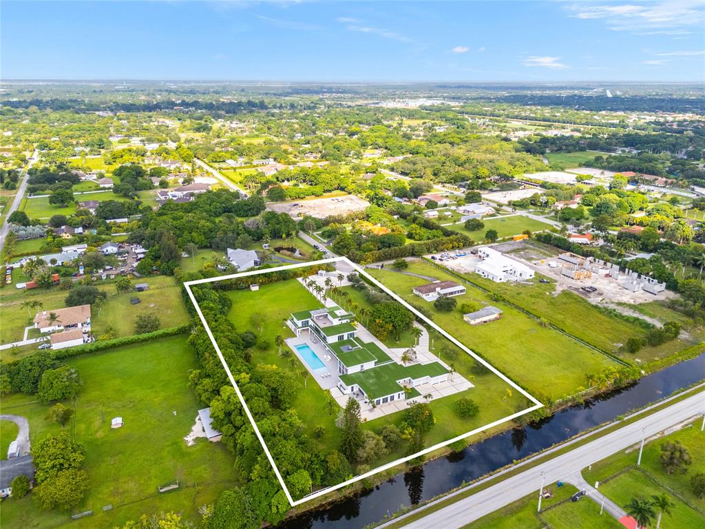 17250 Southwest 52nd Court Southwest Ranches, FL 33331 - Photo 62 of 62 a view of an outdoor space