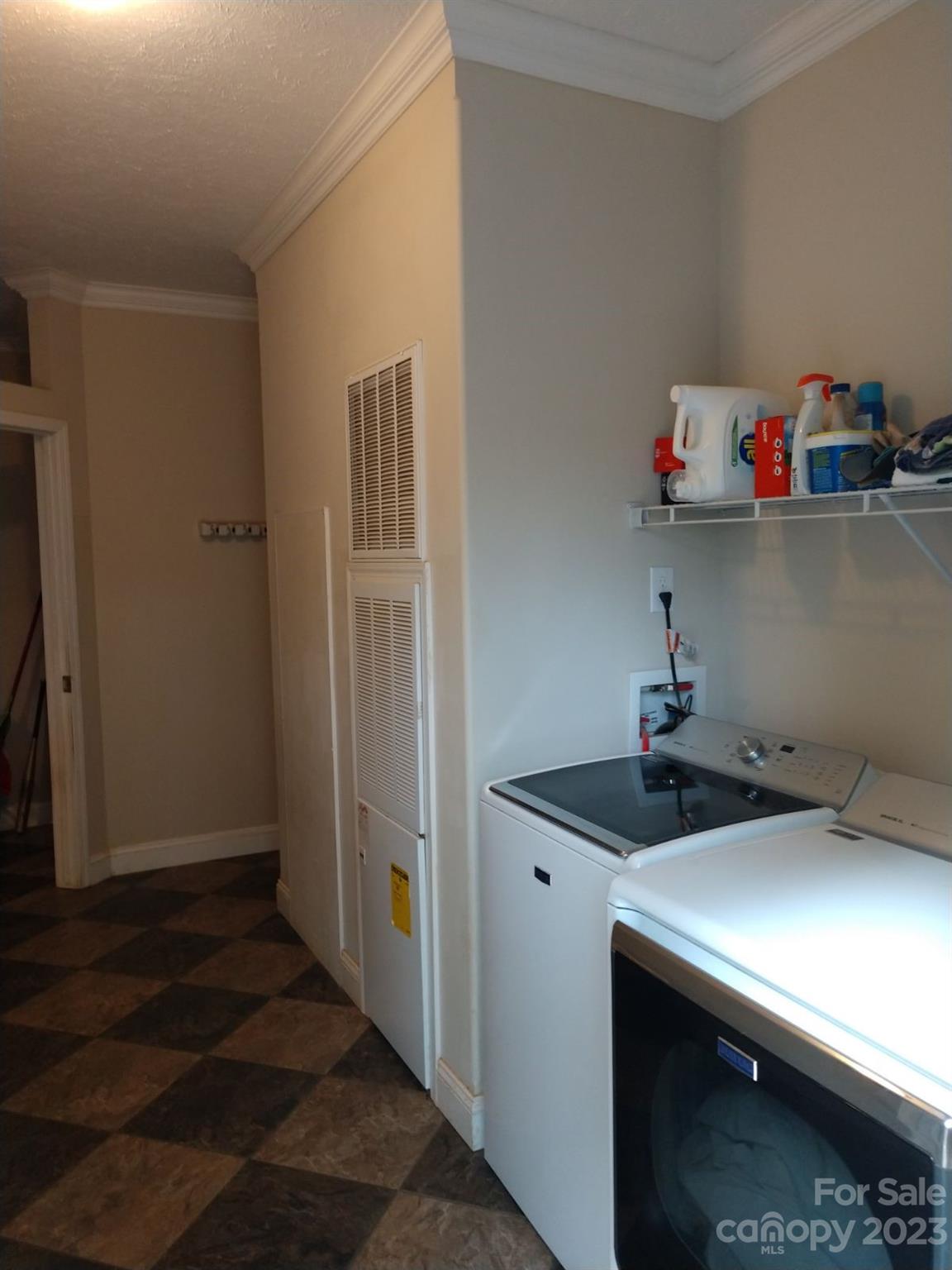 22 Spring Street Candler, NC 28715 - Photo 11 of 26 Gallery Image 11