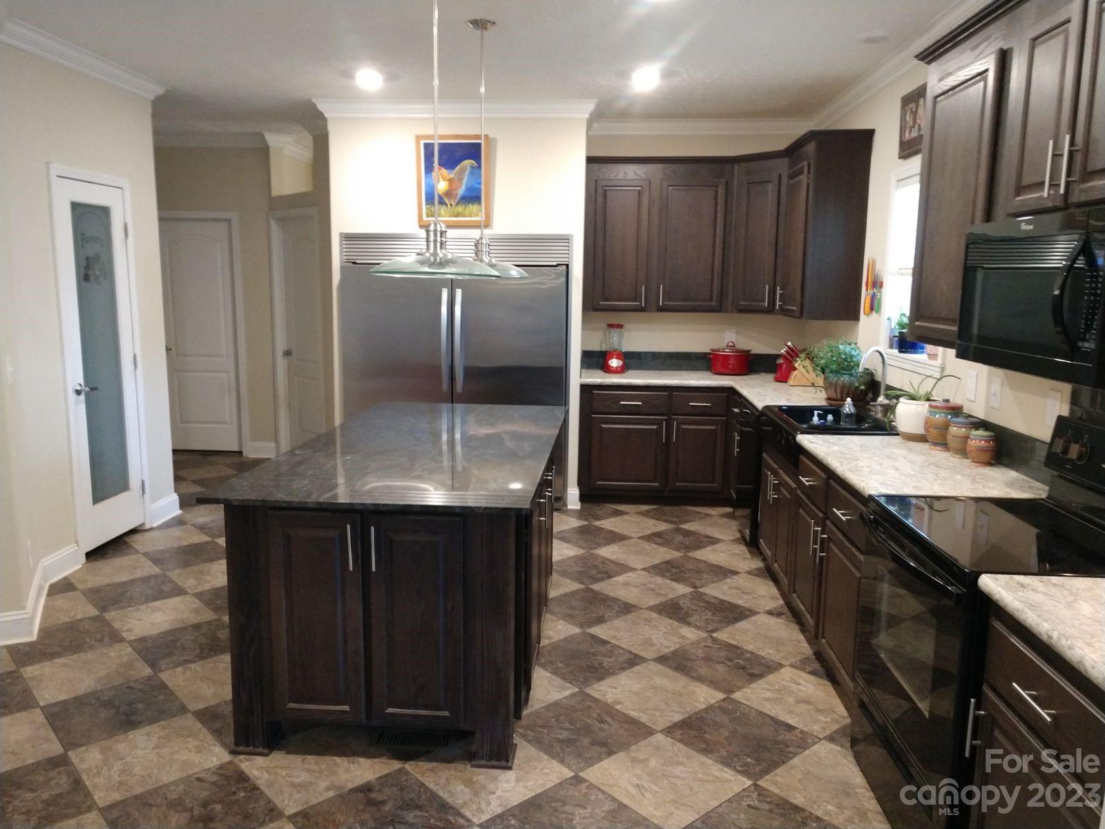 22 Spring Street Candler, NC 28715 - Photo 6 of 26 Gallery Image 6