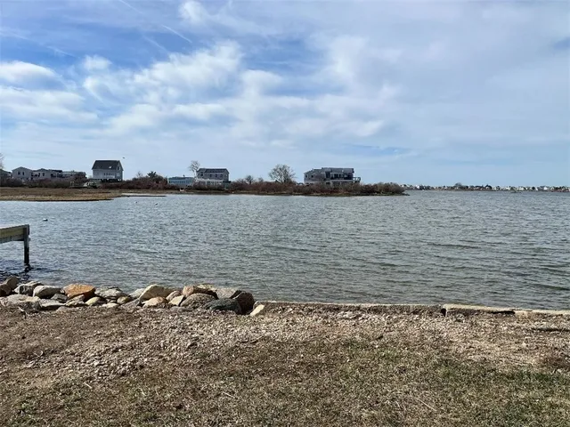 $335,000 | 691 Succotash Road, South Kingstown, RI 02879