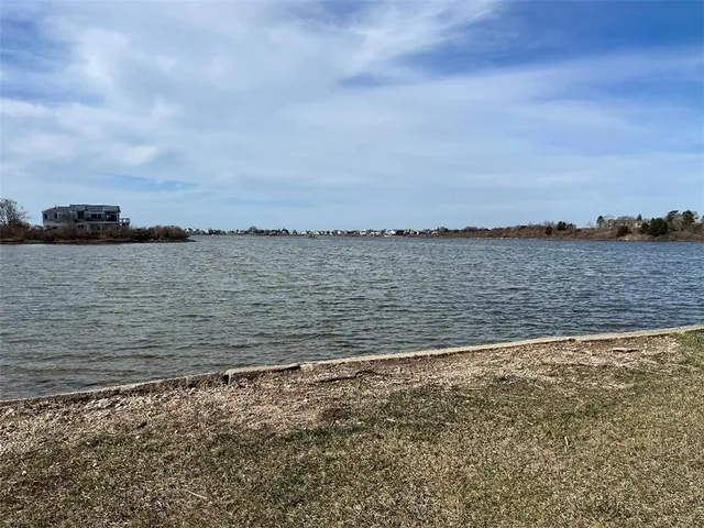 $335,000 | 691 Succotash Road, South Kingstown, RI 02879