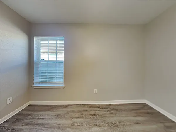 $1,725 | 18019 Kinsale Valley Lane, Houston, TX 77060