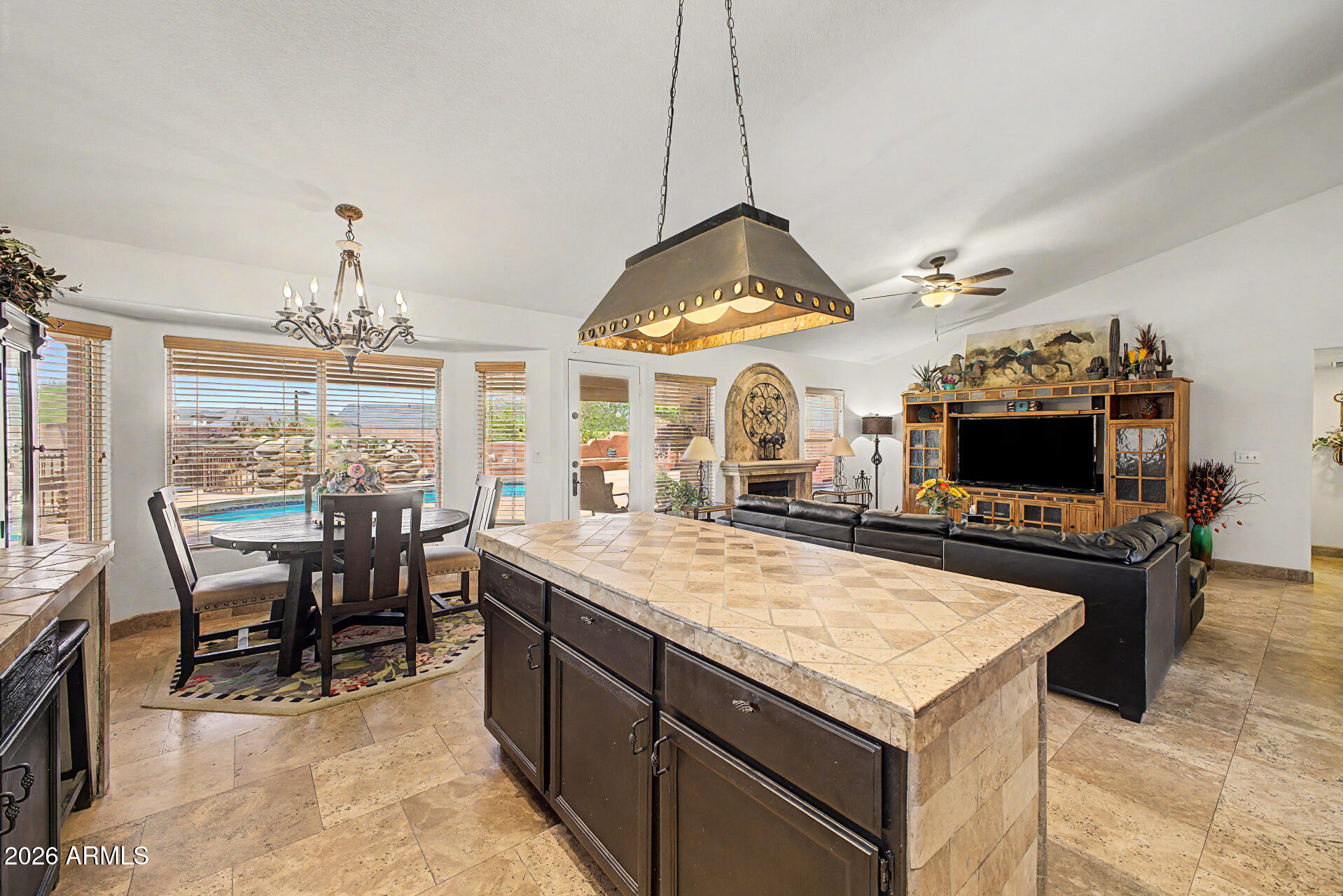 3948 North Ranier Mesa, AZ 85215 - Photo 20 of 69 18 - Ranier 3948