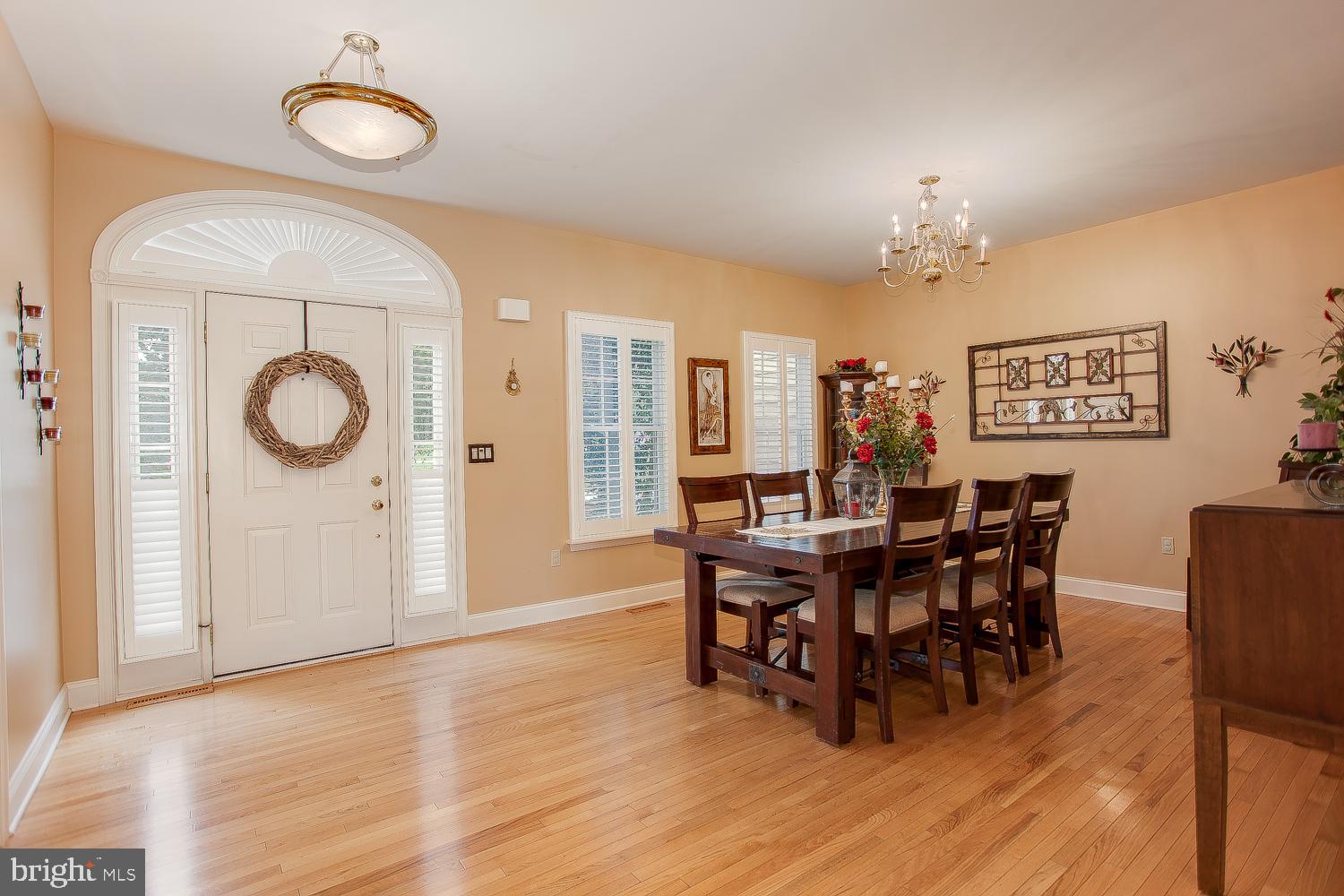 6559 Windmere Road Harrisburg, PA 17111 - Photo 7 of 38 Spacious Dining Room
