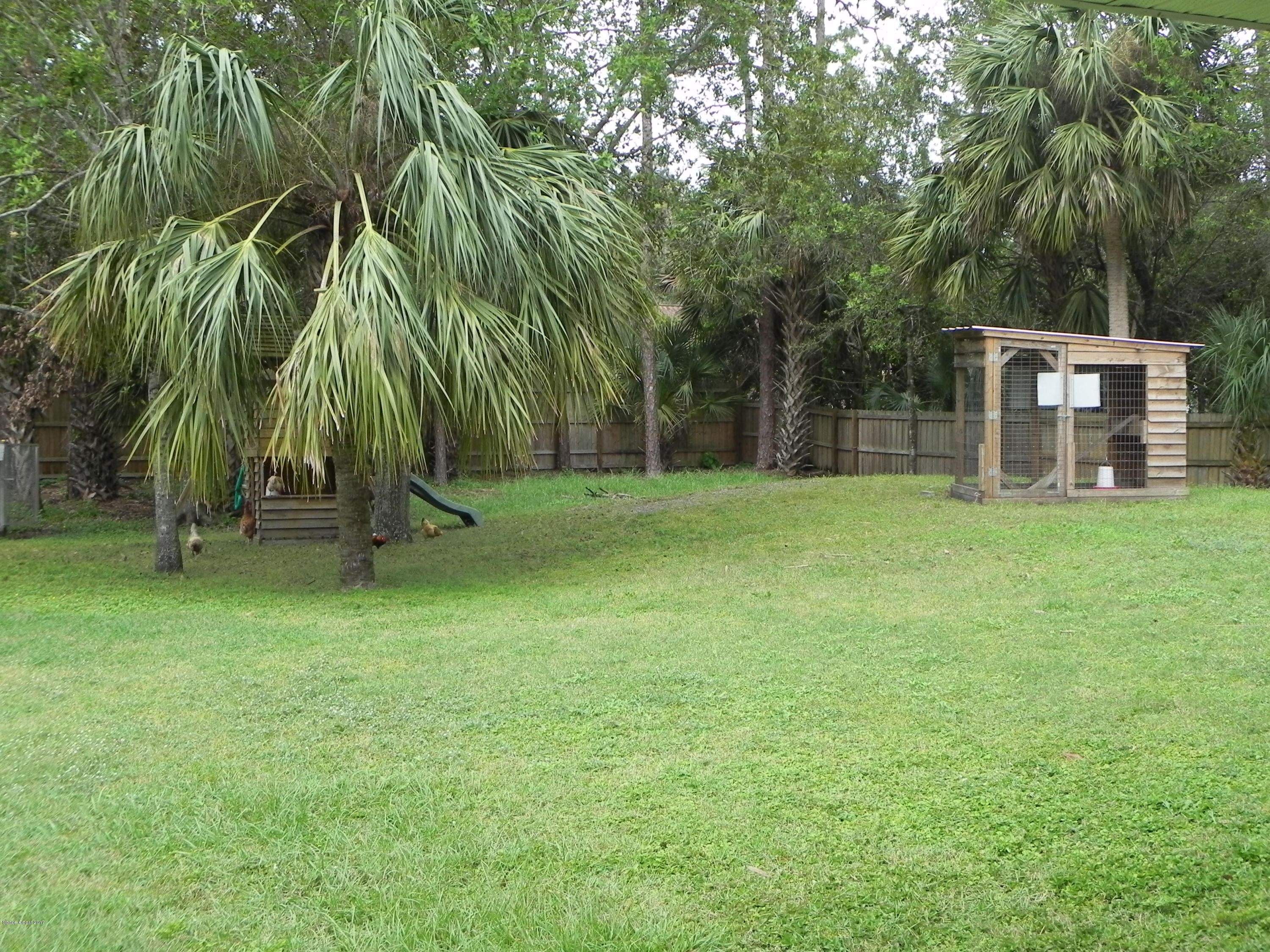 249 Northwest Valencia Road Melbourne, FL 32904 - Photo 4 of 26 DSCN2561
