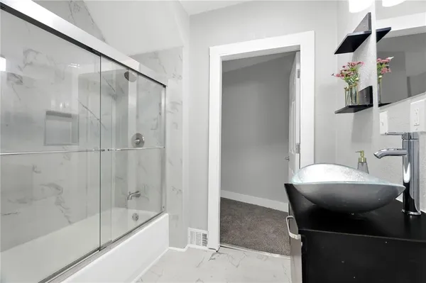 $219,000 | 2528 Olive Street, Kansas City, MO 64127