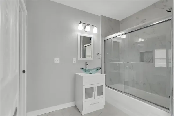 $219,000 | 2528 Olive Street, Kansas City, MO 64127