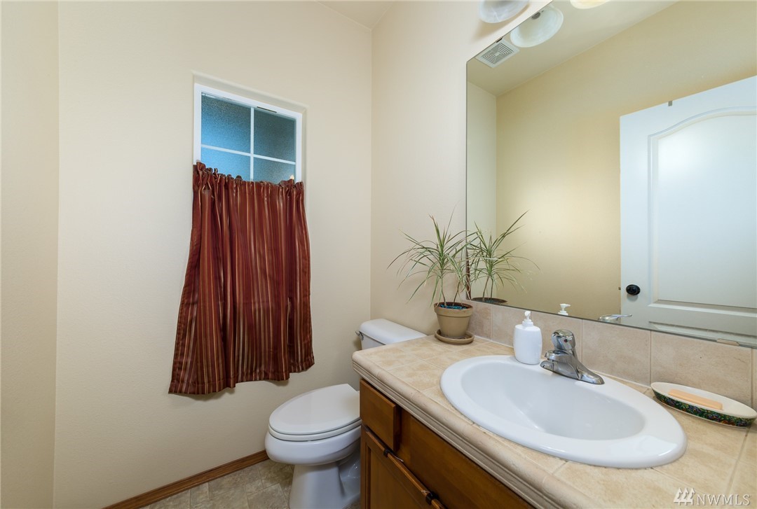 201 197th Street Southwest, Unit 25 Bothell, WA 98012 - Photo 14 of 25
