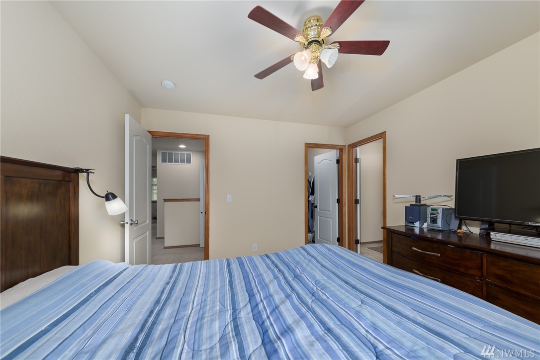 201 197th Street Southwest, Unit 25 Bothell, WA 98012 - Photo 16 of 25