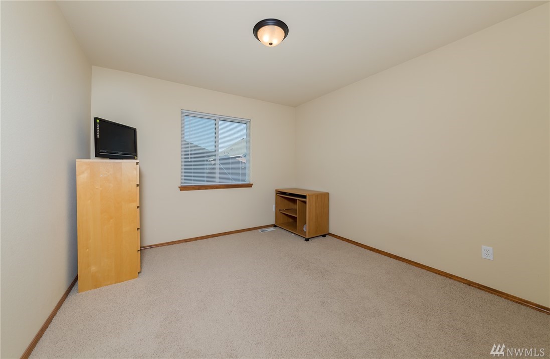 201 197th Street Southwest, Unit 25 Bothell, WA 98012 - Photo 19 of 25