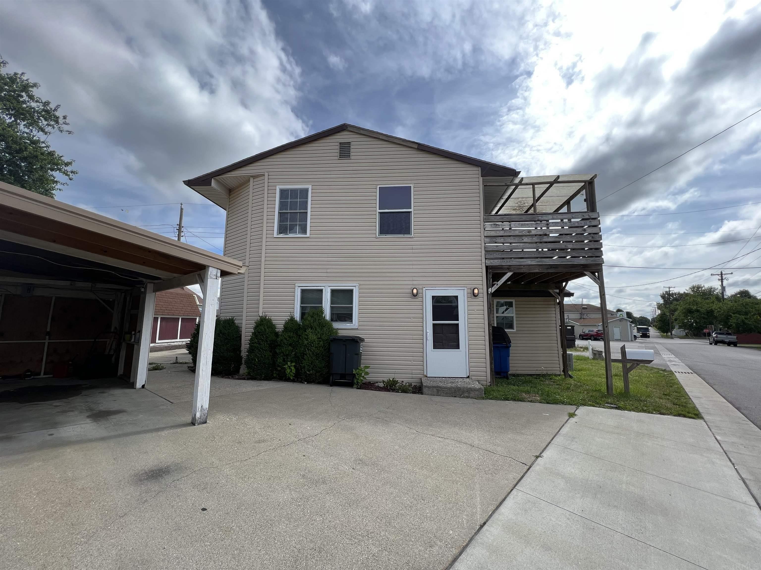 1701 4th Street Bedford, IN 47421 - Photo 1 of 21