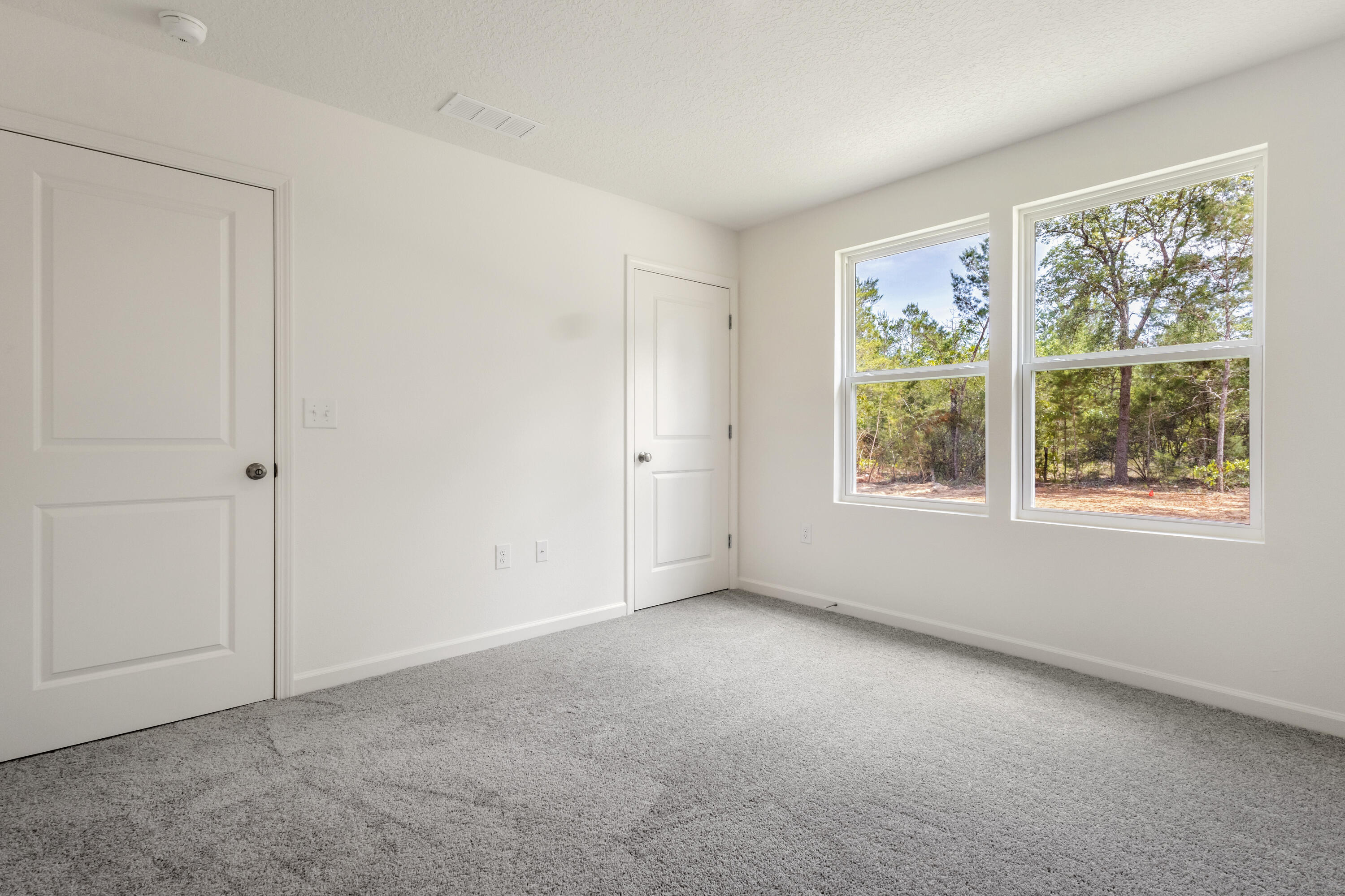 111 Girl Scout Road DeFuniak Springs, FL 32433 - Photo 12 of 13 Lanier Interior 10