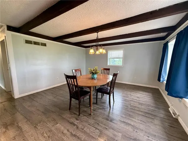 $179,900 | 24817 24th Highway, Waverly, MO 64096