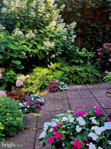 $339,900 | 37 North Charlotte Street, Lancaster, PA 17603